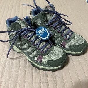 Brand New Columbia Waterproof Hiking Shoes